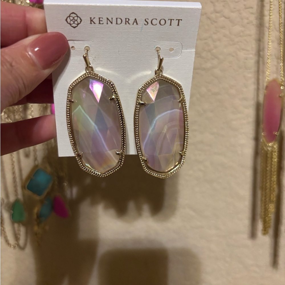 Kendra Scott | Iridescent Banded Agate & Gold Faceted Earrings
